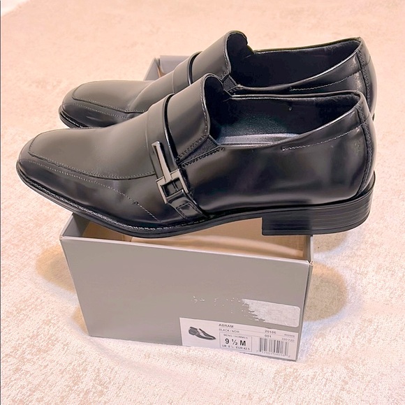 Stacy Adams Other - Stacy Adams Black Leather Slip-On Loafers. Like New Condition—worn one time
